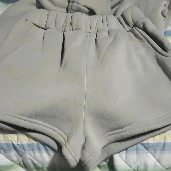 Love J short set - Picture 5 of 10